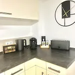 Stilvolles Designappartment Mit Terasse & Garten Im Idylischem Lejlighed *