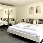 Stilvolles Designappartment Mit Terasse & Garten Im Idylischem * Bindlach
