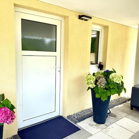 Lejlighed Stilvolles Designappartment Mit Terasse & Garten Im Idylischem Bindlach