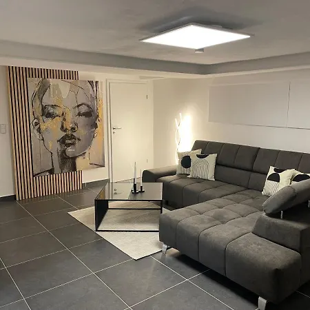 Appartement Stilvolles Designappartment Mit Terasse & Garten Im Idylischem Bindlach
