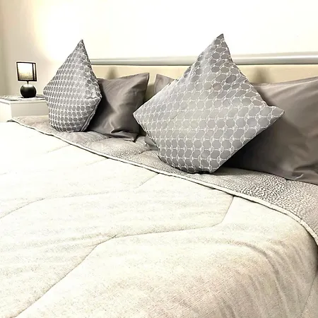 Stilvolles Designappartment Mit Terasse & Garten Im Idylischem * Bindlach