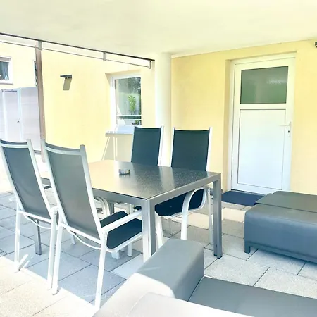 Appartement Stilvolles Designappartment Mit Terasse & Garten Im Idylischem *