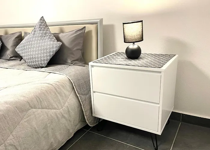 Stilvolles Designappartment Mit Terasse & Garten Im Idylischem Appartement *