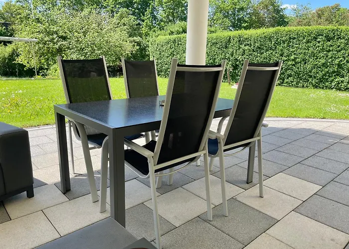 Stilvolles Designappartment Mit Terasse & Garten Im Idylischem Appartement *