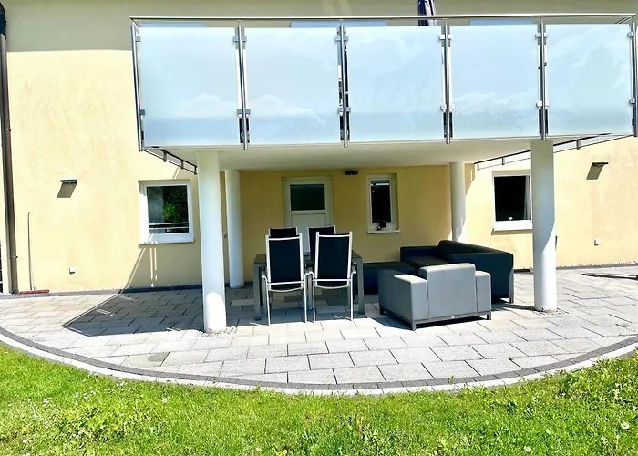 Stilvolles Designappartment Mit Terasse & Garten Im Idylischem *