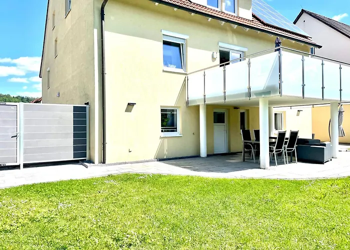 Appartement Stilvolles Designappartment Mit Terasse & Garten Im Idylischem Bindlach